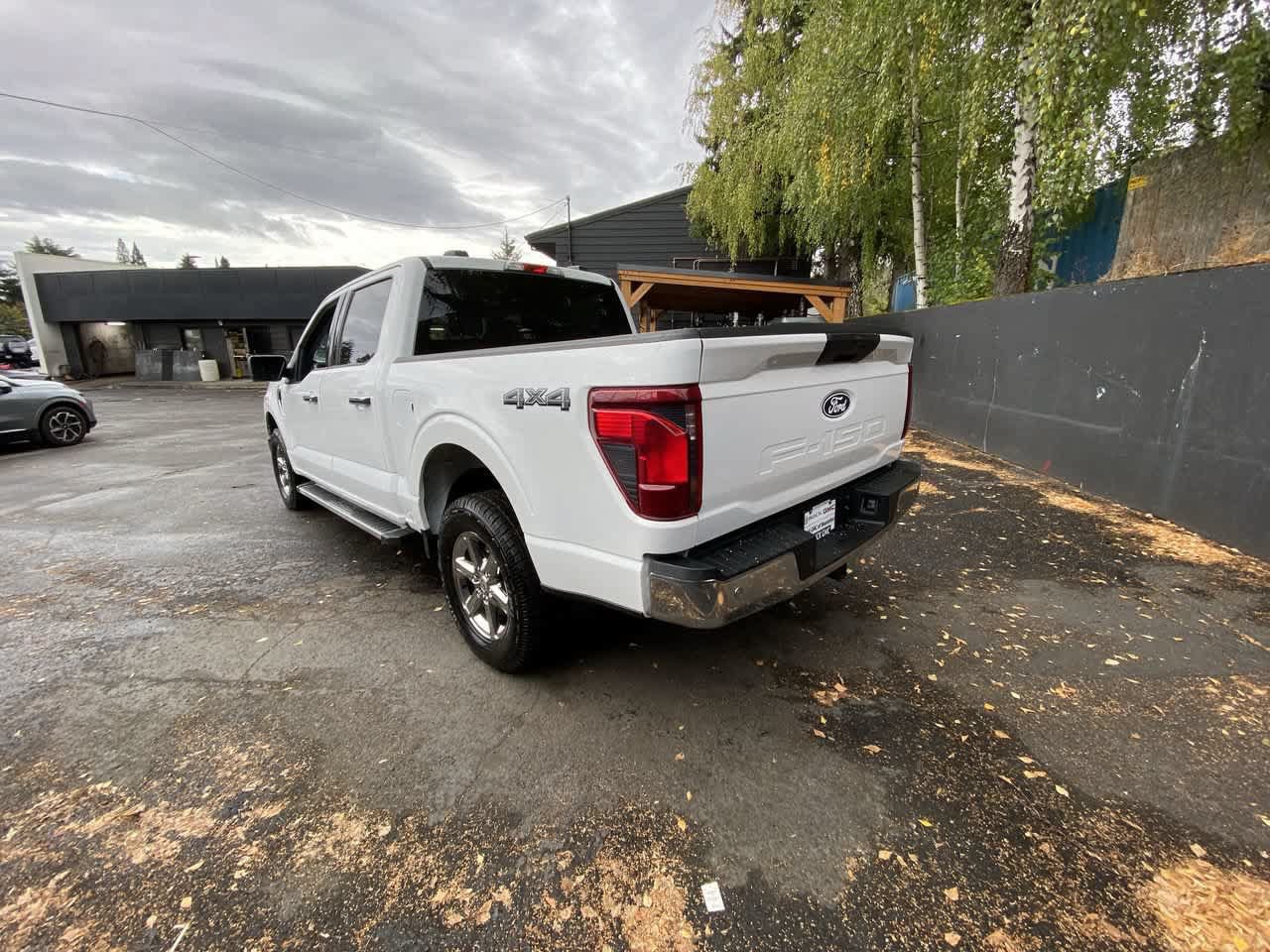 Used 2025 Ford F150 XLT w/ Equipment Group 301A Standard AWD/4WD image 4