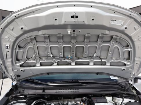 Used 2023 Toyota Corolla LE image 19