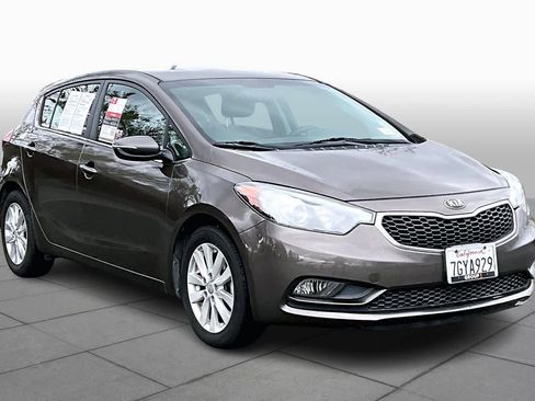 Used 2014 Kia Forte EX image 2