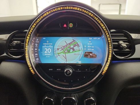 Used 2024 MINI Cooper S image 17