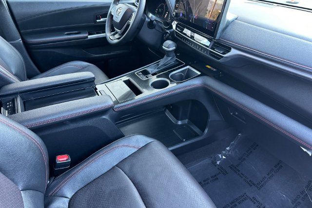 Certified 2025 Toyota Sienna XSE w/ XSE Premium Package AWD/4WD image 21