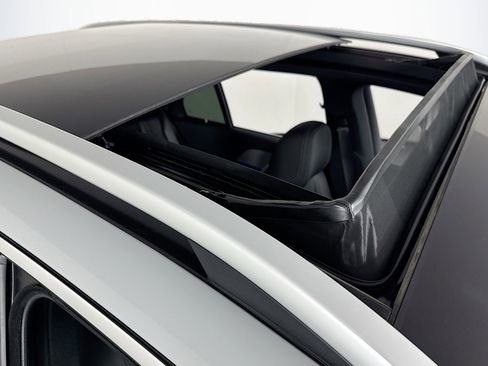 New 2026 Mercedes-Benz GLE 450e 4MATIC image 21