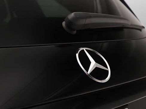 Certified 2026 Mercedes-Benz GLC 300 image 20