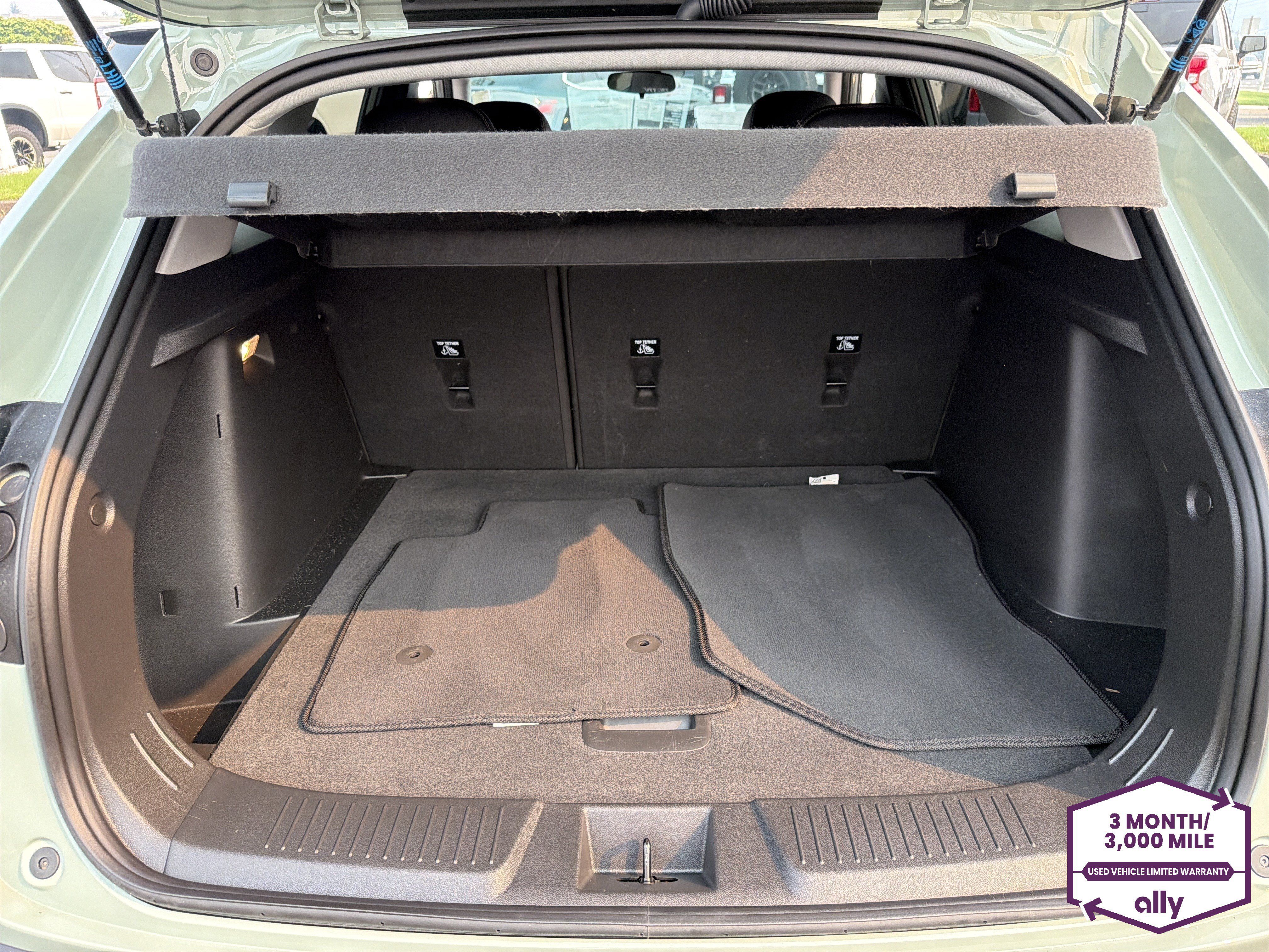 Used 2025 Chevrolet Trax ACTIV w/ Sunroof Package FWD image 5