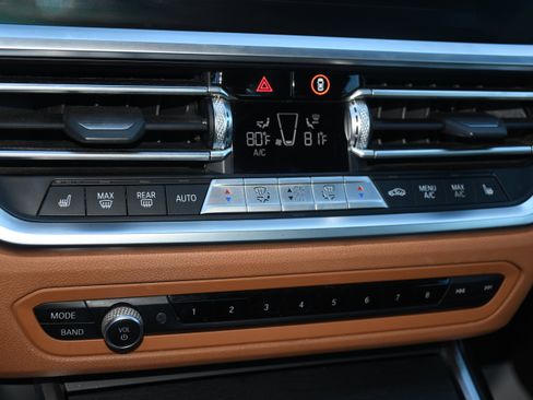 Used 2022 BMW 430i Convertible w/ Convenience Package image 15