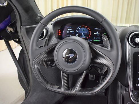 New 2025 McLaren GTS RWD image 17