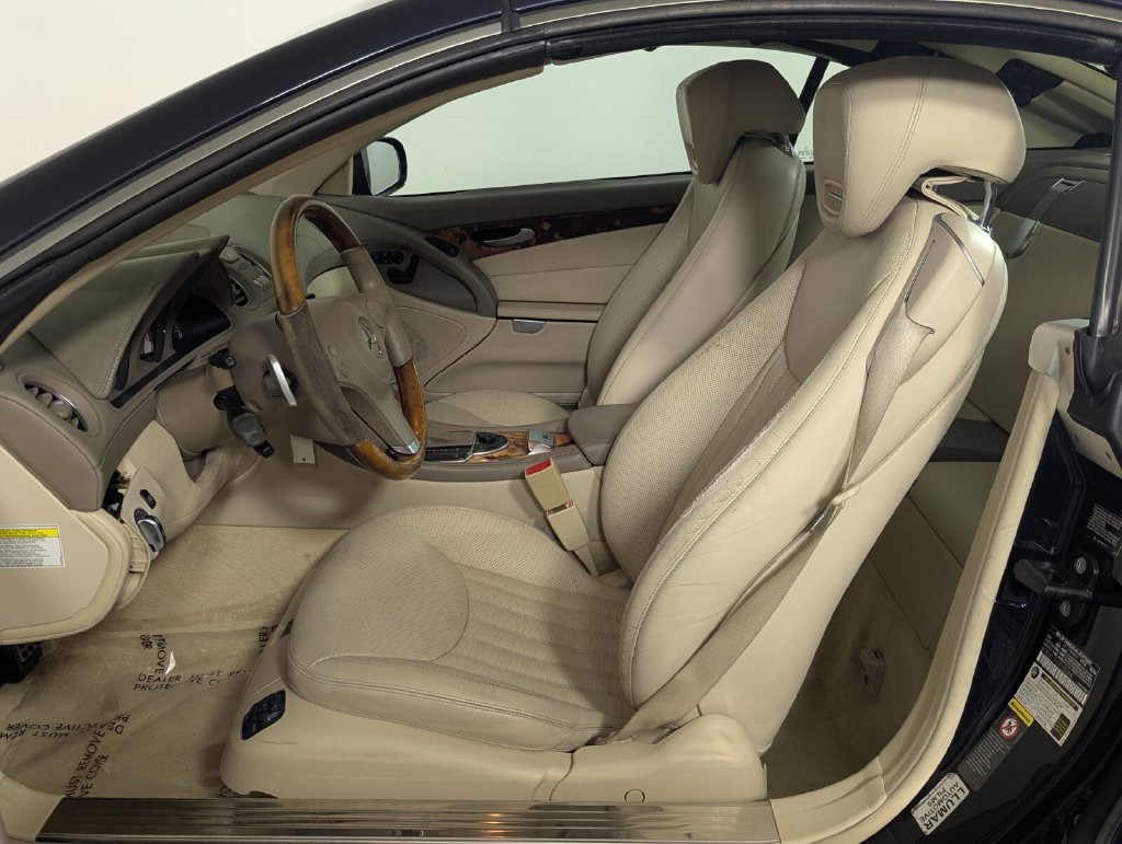 Used 2009 Mercedes-Benz SL 550 image 11