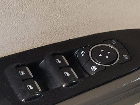 Used 2017 Lincoln MKX Reserve image 27