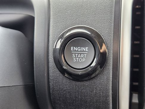 New 2026 Ford Expedition Active image 24