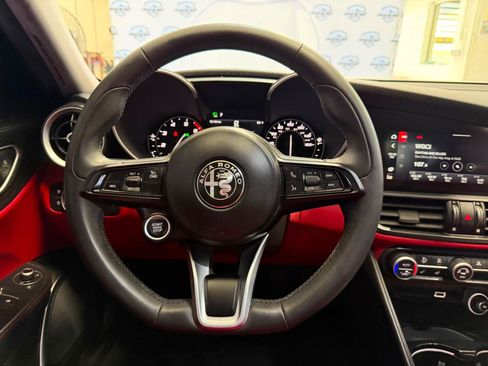 Used 2021 Alfa Romeo Giulia Sprint w/ Cold Weather Package AWD/4WD image 30