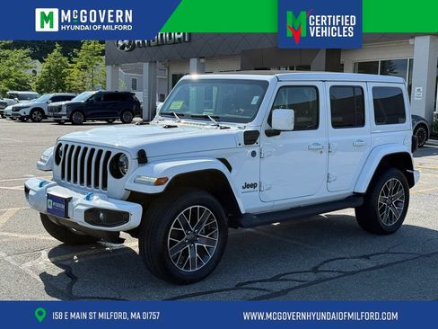 Used 2023 Jeep Wrangler Unlimited Sahara AWD/4WD image 1