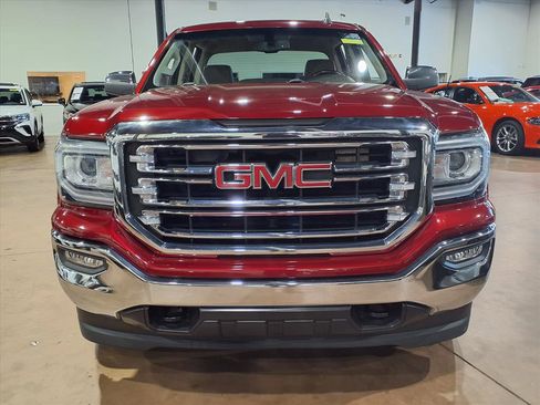 Used 2018 GMC Sierra 1500 SLT w/ SLT Premium Package image 2