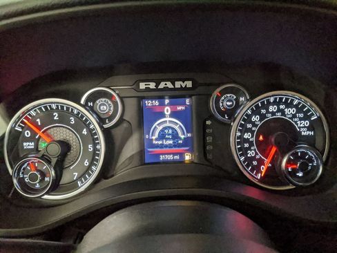 Used 2023 RAM 1500 Big Horn AWD/4WD image 12