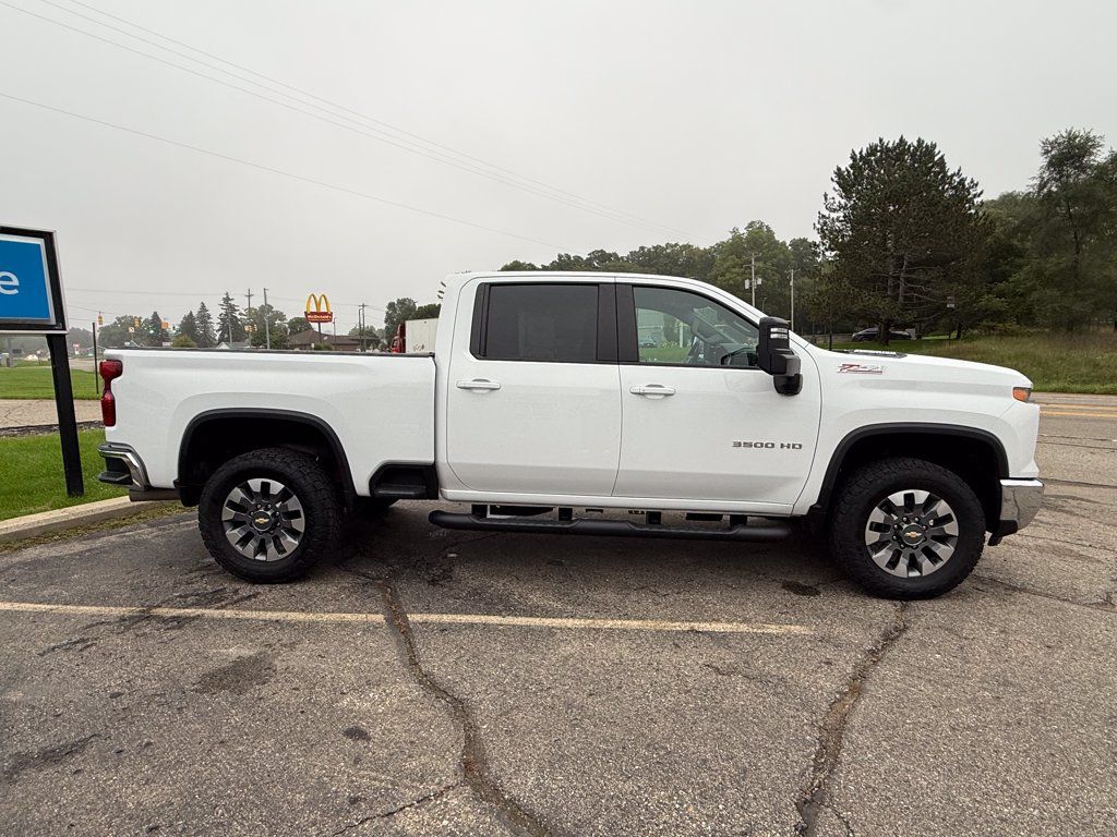 Certified 2024 Chevrolet Silverado 3500 LT w/ All Star Edition AWD/4WD image 9