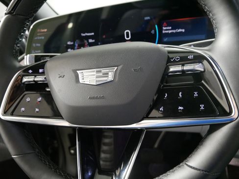 Used 2024 Cadillac Lyriq Luxury image 25