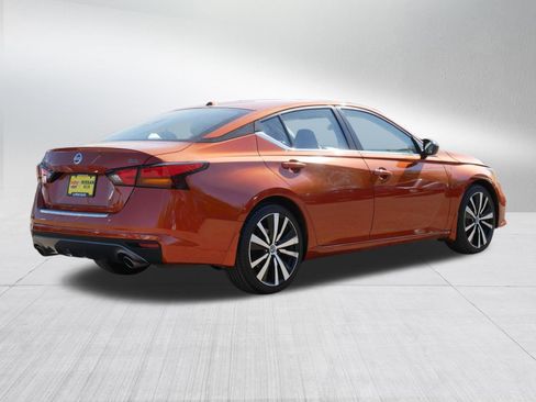 Certified 2022 Nissan Altima 2.5 SR FWD image 7
