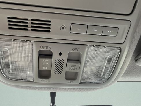 Used 2018 Honda Pilot EX-L image 30