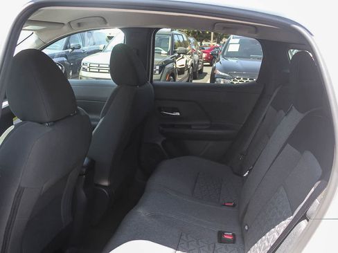 Used 2025 Nissan Kicks SV FWD image 23
