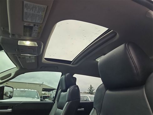 Used 2018 Toyota Tundra Limited w/ Limited Premium Package image 28