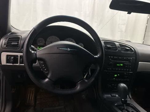Used 2005 Ford Thunderbird RWD image 13