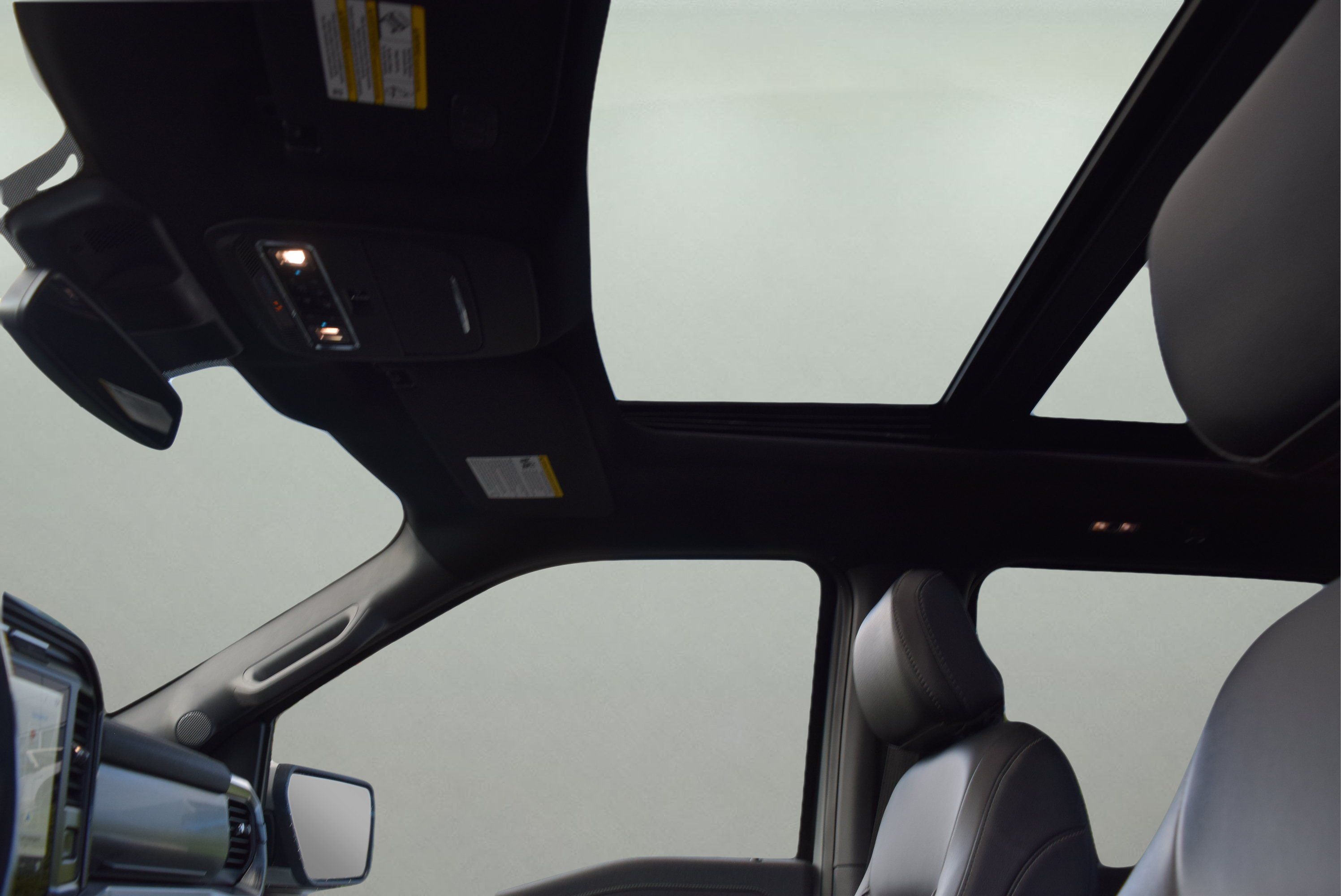 Used 2023 Ford F150 Lariat w/ Equipment Group 502A High AWD/4WD image 13