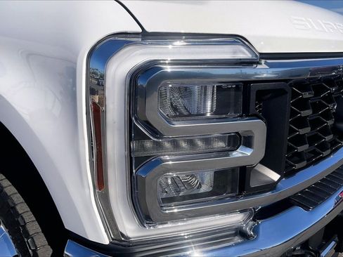 Used 2024 Ford F350 Lariat w/ Lariat Ultimate Package image 20