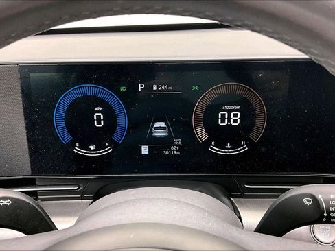 Used 2024 Hyundai Kona SEL image 25