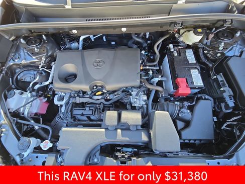 Used 2025 Toyota RAV4 XLE image 38