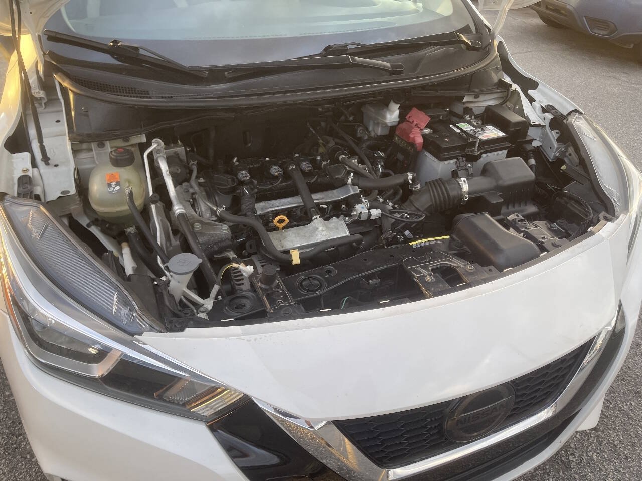 Used 2021 Nissan Versa SV FWD image 27