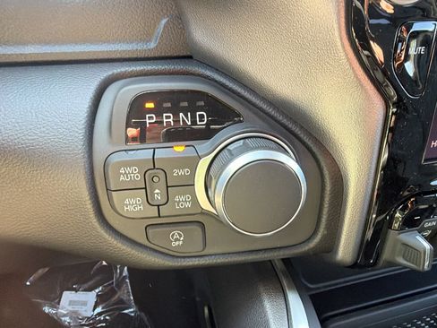 New 2026 RAM 1500 Big Horn AWD/4WD image 26
