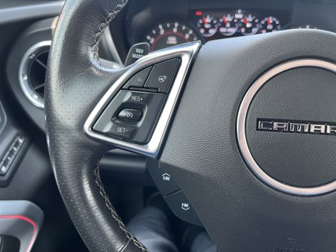 Used 2017 Chevrolet Camaro SS image 34