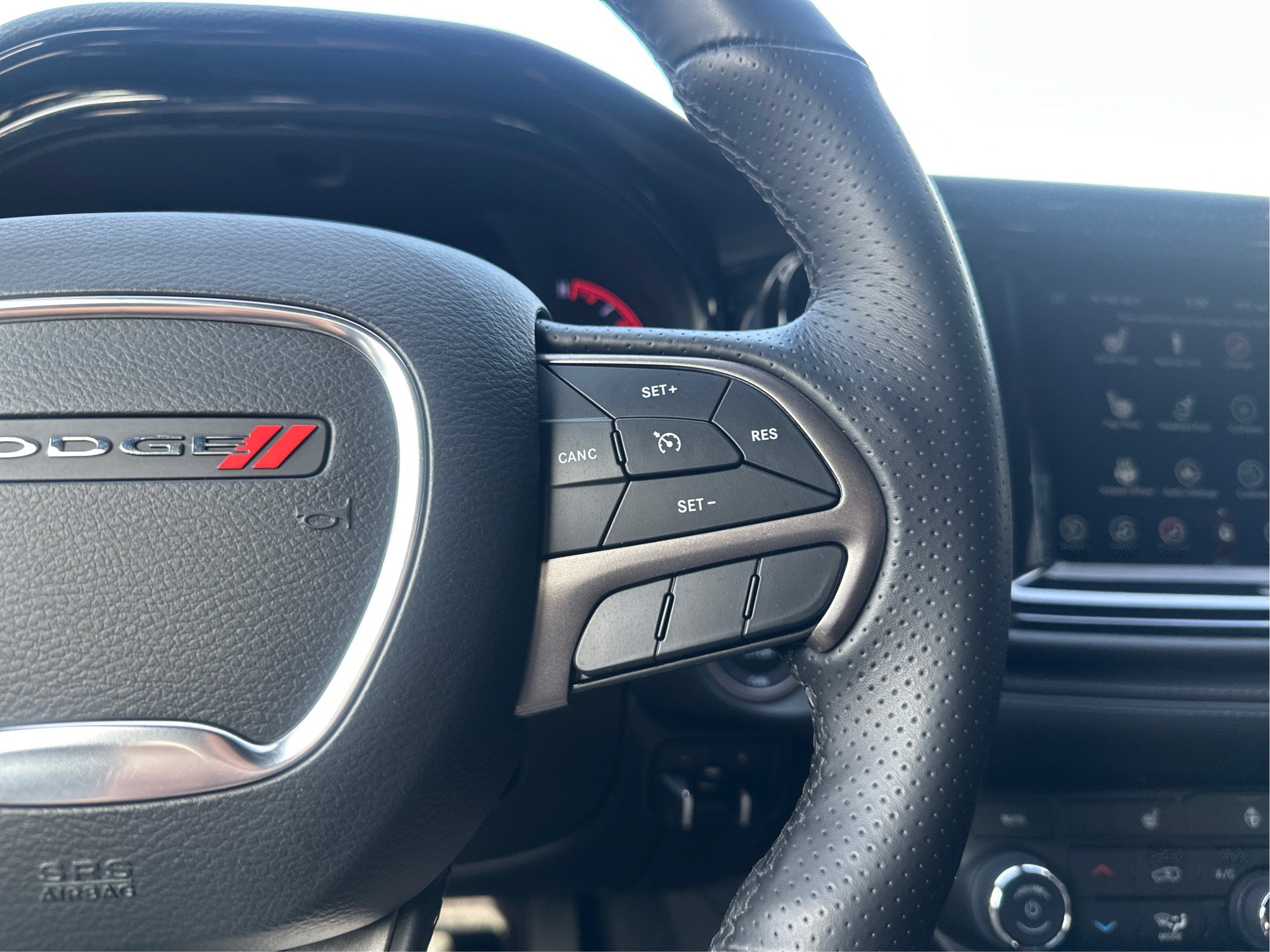 Used 2024 Dodge Durango SXT w/ SXT Blacktop Group AWD/4WD image 34