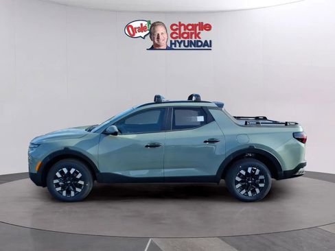 New 2026 Hyundai Santa Cruz SEL FWD image 2
