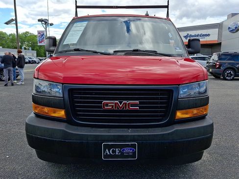Used 2020 GMC Savana 2500 w/ Driver Convenience Package RWD image 2