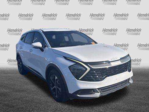 Used 2023 Kia Sportage EX FWD image 2