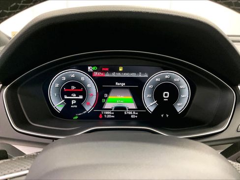 Certified 2023 Audi Q5 e Prestige w/ Prestige Package image 21