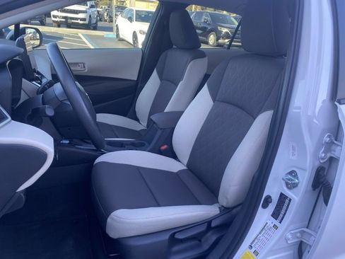 Used 2024 Toyota Corolla LE image 12