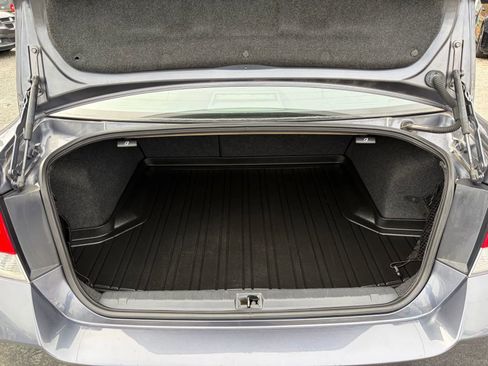 Used 2014 Subaru Legacy 2.5i Limited image 14