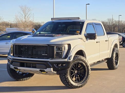 Used 2023 Ford F150 Raptor w/ Raptor 37 Performance Package AWD/4WD image 2