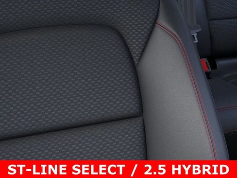 New 2025 Ford Escape ST-Line Elite image 16