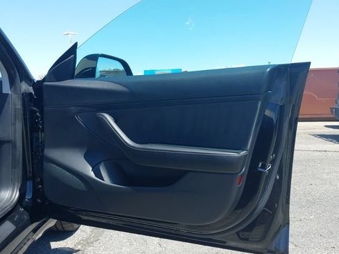 Used 2021 Tesla Model 3 Long Range AWD/4WD image 12