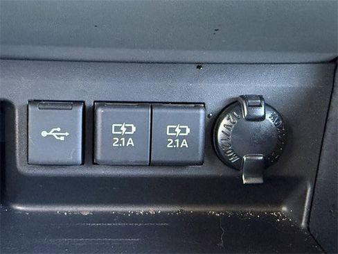 Used 2021 Toyota Highlander Limited image 21