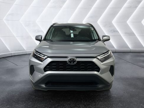 Used 2024 Toyota RAV4 XLE FWD image 2