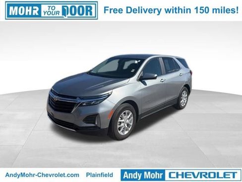 Used 2024 Chevrolet Equinox LT image 2