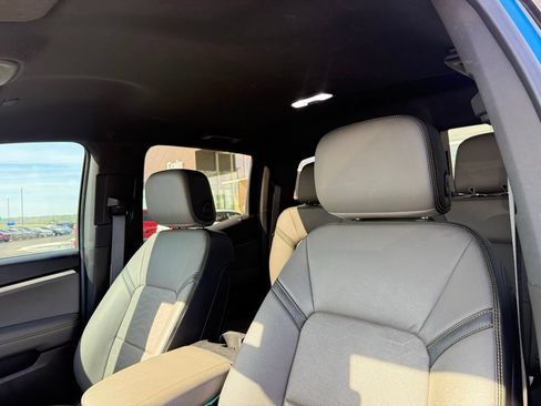 Used 2023 Chevrolet Colorado ZR2 w/ ZR2 Convenience Package III AWD/4WD image 23