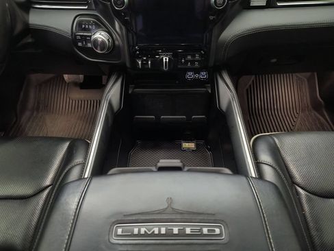 Used 2022 RAM 1500 Limited AWD/4WD image 17