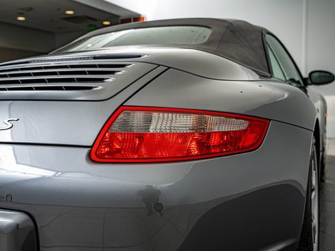 Used 2006 Porsche 911 Carrera S RWD image 20