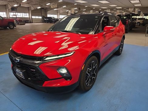 Certified 2023 Chevrolet Blazer RS w/ Enhanced Convenience Package AWD/4WD image 13