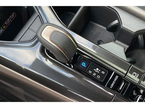 Used 2026 Toyota Crown Nightshade image 33