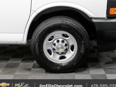 New 2025 Chevrolet Express 2500 w/ Driver Convenience Package RWD image 31